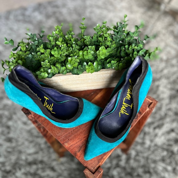 One-of-a-kind stiletto heels - Picture 3 of 8